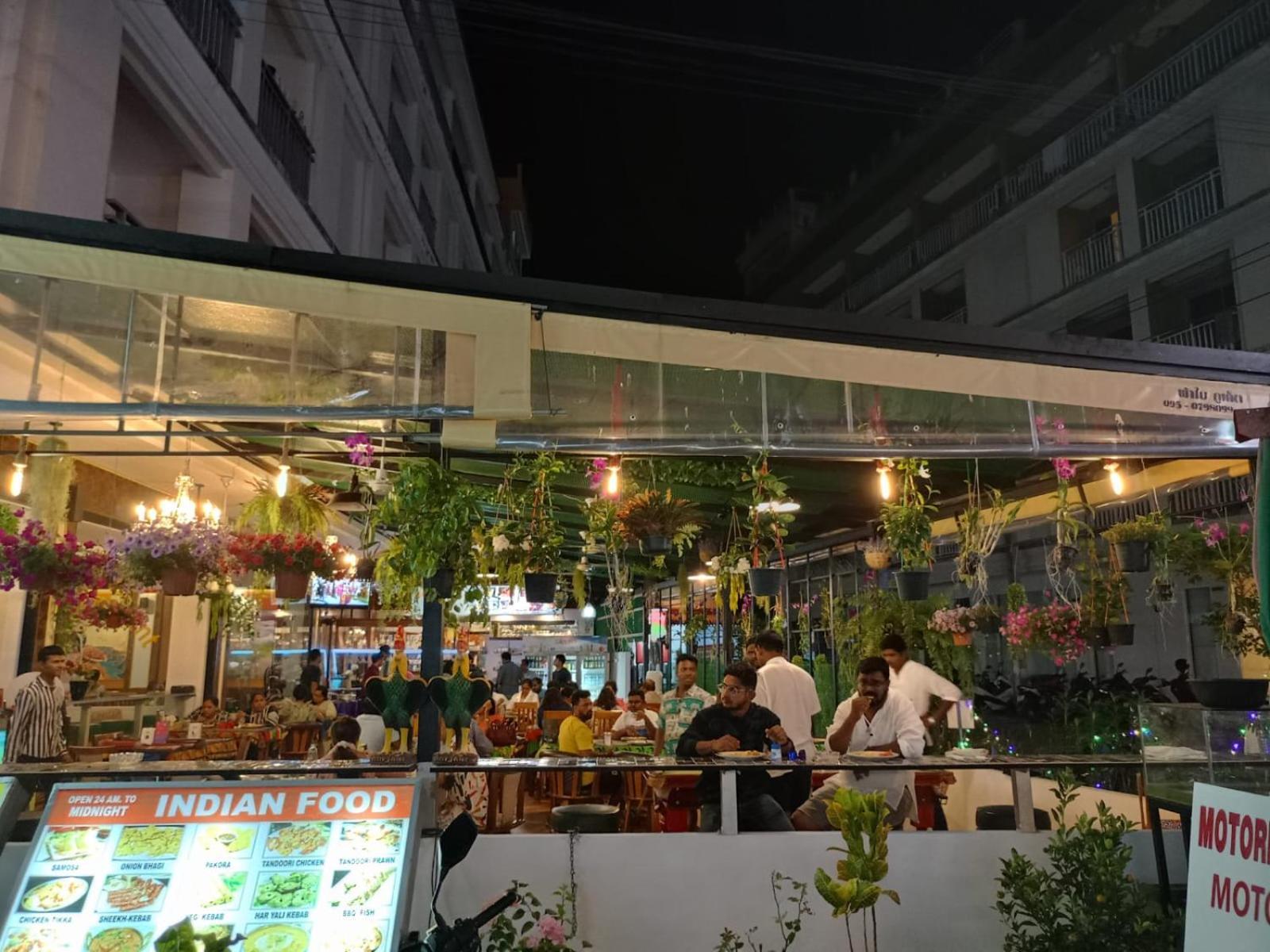 Garden Phuket Hotel Patong Dış mekan fotoğraf