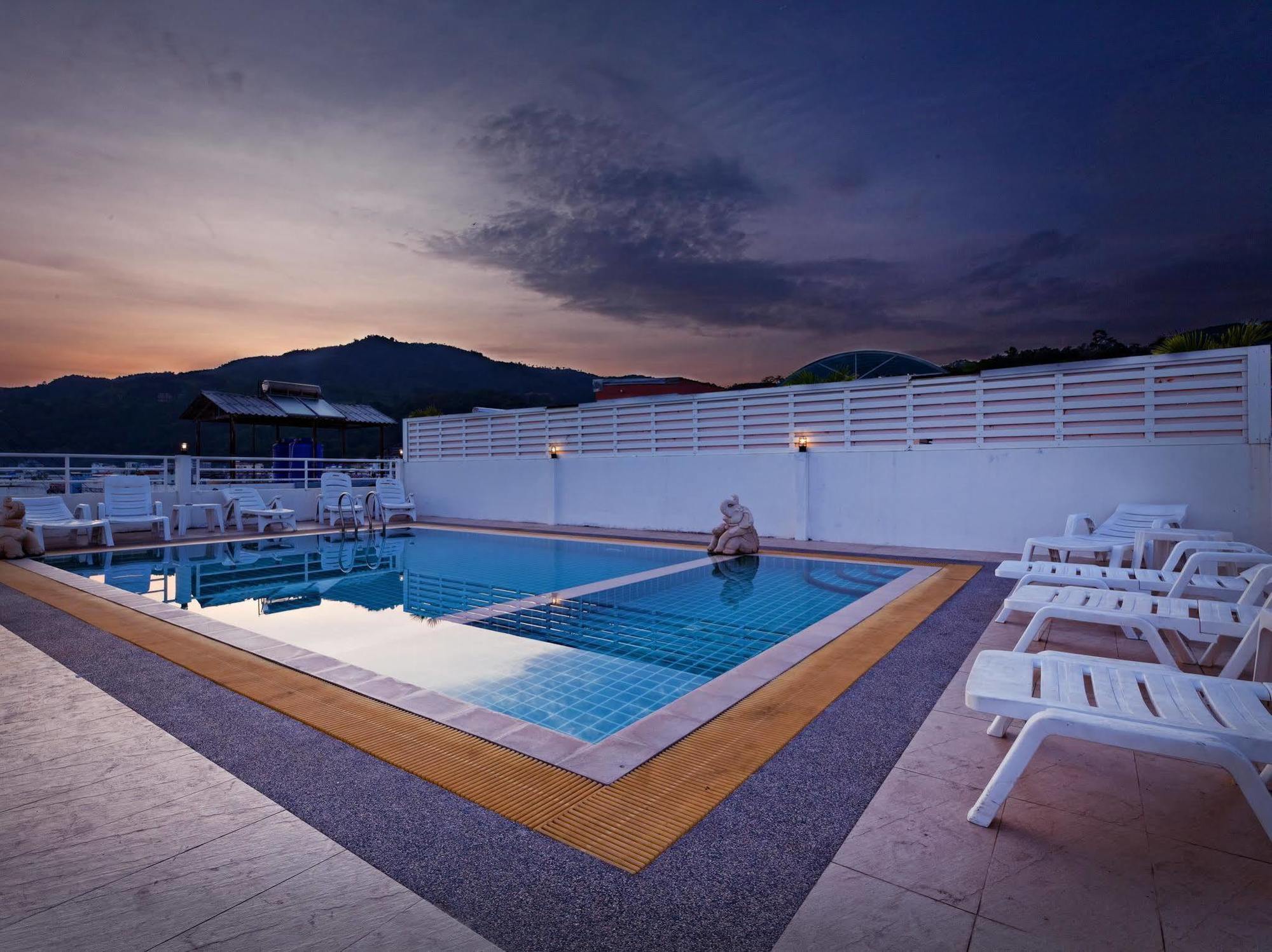 Garden Phuket Hotel Patong Dış mekan fotoğraf