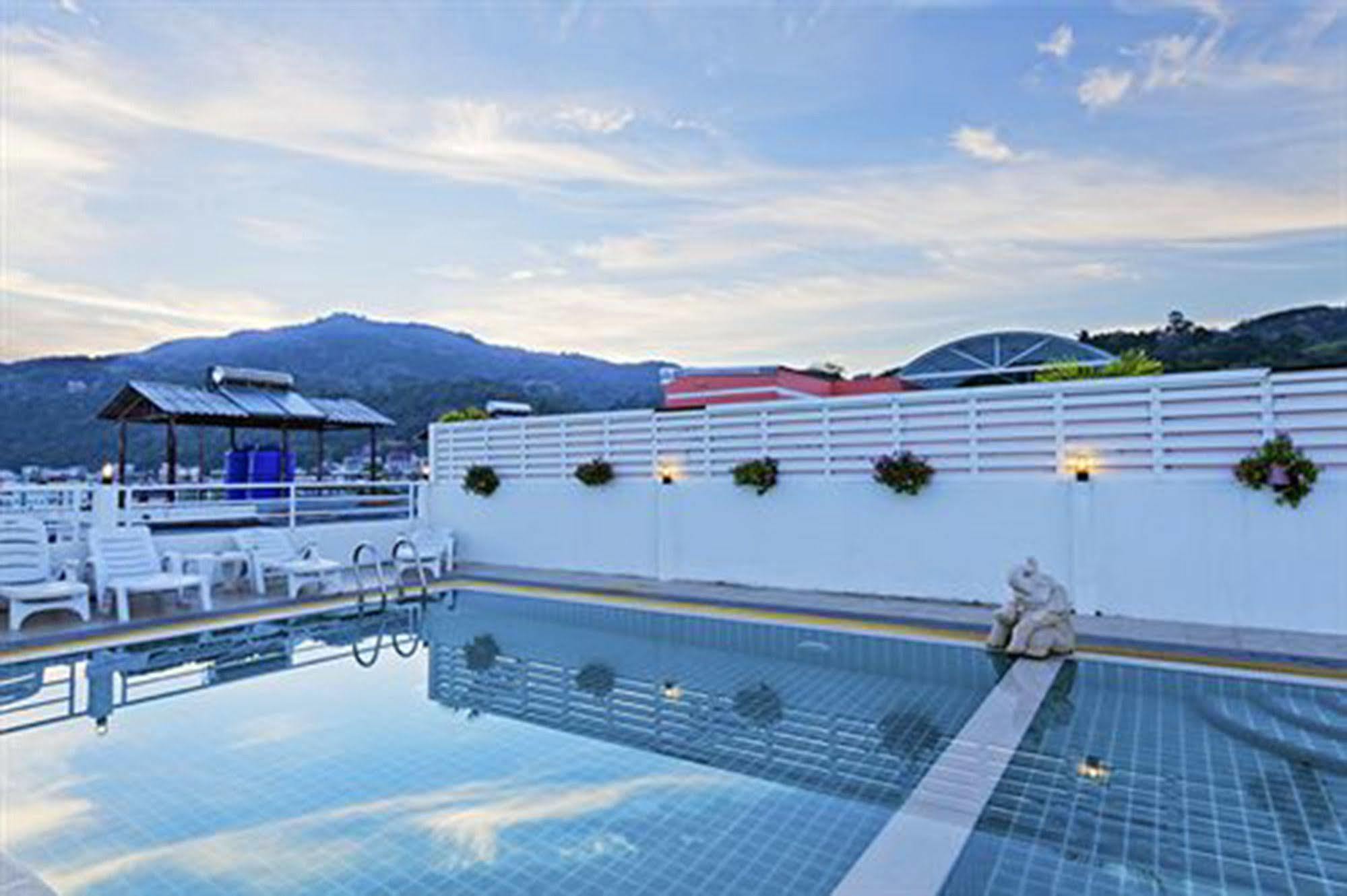 Garden Phuket Hotel Patong Dış mekan fotoğraf